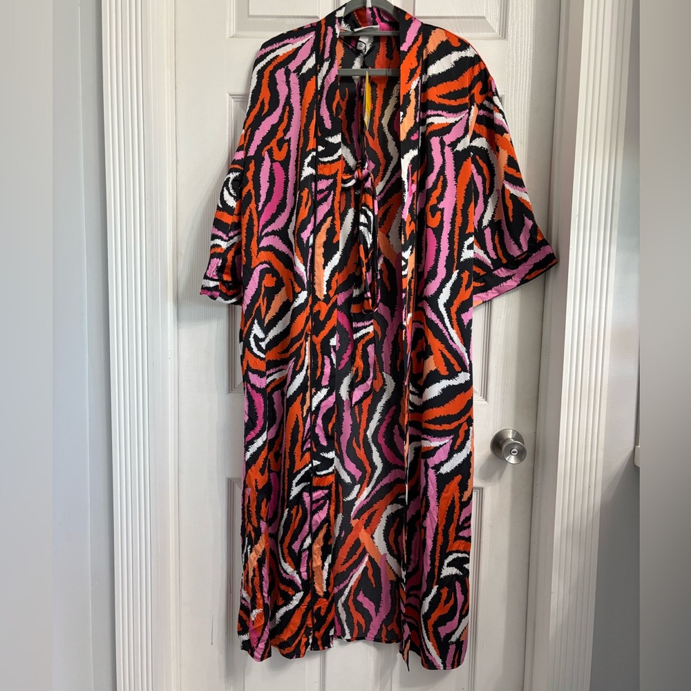 Diane von Furstenberg for Target Long Satin Disco Zebra Robe Size XXS NWT